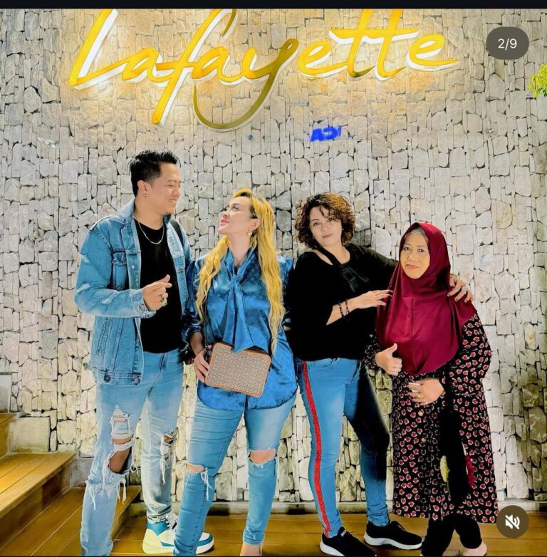Lia Ladysta, Vando Sambo, Ibunda Sambo Yuli dan Lainnya. (instagram/@lia3srigala)