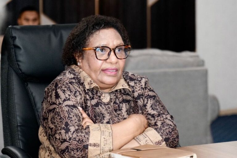 Teks Foto : Wamendagri Ribka Haluk. (ist)