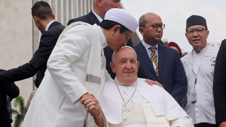 Paus Fransiskus dan Nasaruddin Umar. (ist)