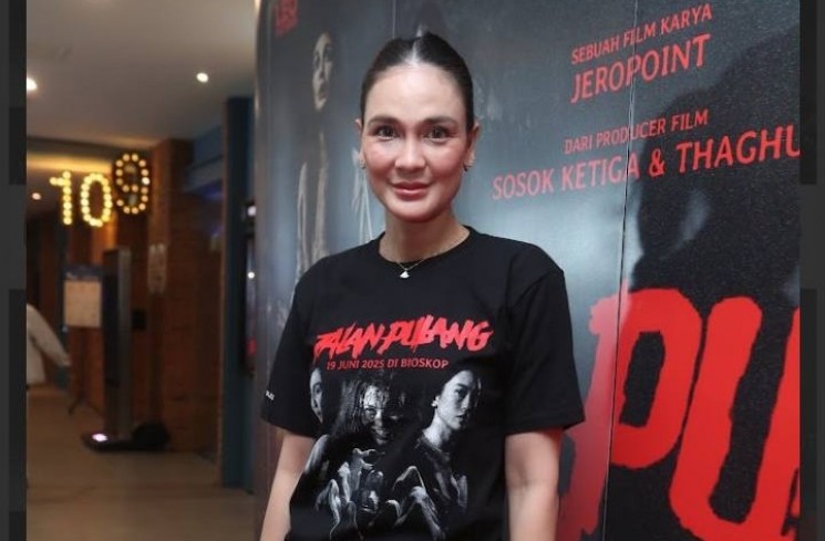 Luna Maya. (ist)