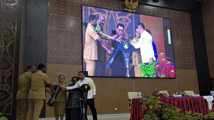 Teks Foto : Sekretaris Daerah (Sekda) Provinsi Papua Suzana Wanggai membuka Musyawarah Perencanaan Pembangunan Daerah Musrenbang RKPD tahun 2026. (ist)
