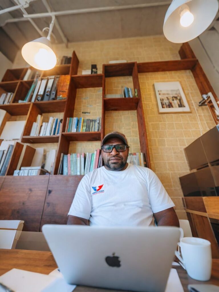 Teks Foto: Nakhodai Partai Perindo Papua Tengah, Pilemon Keiya Hidupkan Semangat Kader demi Kemenangan 2029. (ist)