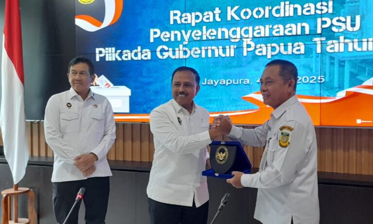 Teks Foto: Persiapan PSU di Papua. (ist)