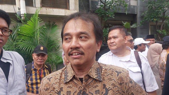 Teks Foto: Roy Suryo di Polda Metro Jaya. (ist)