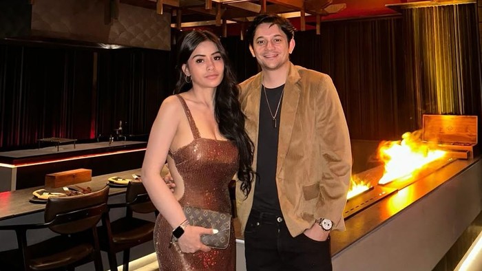 eks Foto : Andrew Andika dan Violentina Kaif. (ist)