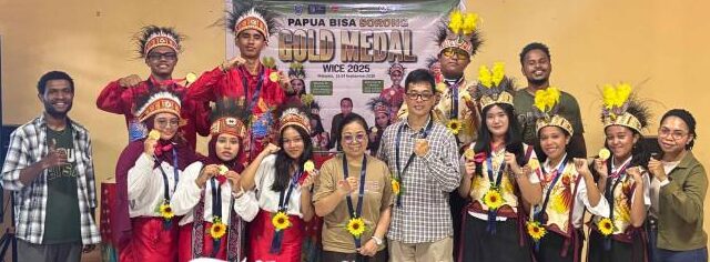 Teks Foto: Kesembilan Pelajar yang mengikuti ajang lomba WICE 2025. (ist)