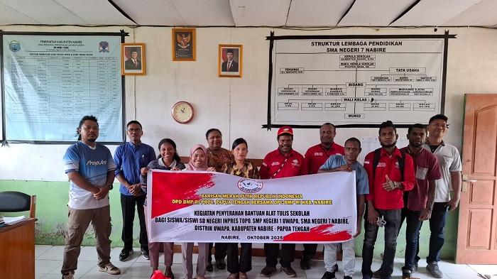 Teks Foto: Ketua DPD BMP RI, Papua Tengah, Napianus Kogoya. (ist)