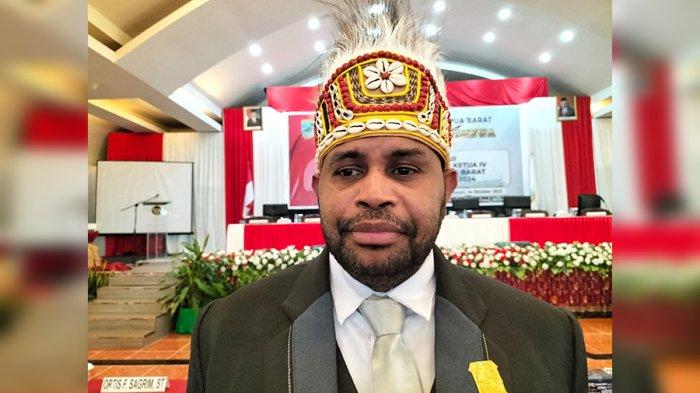 Wakil Ketua DPR Papua Barat. (ist)