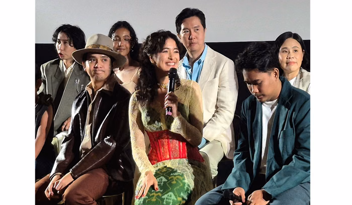 Mawar de Jongh dan Lainnya. (ist)