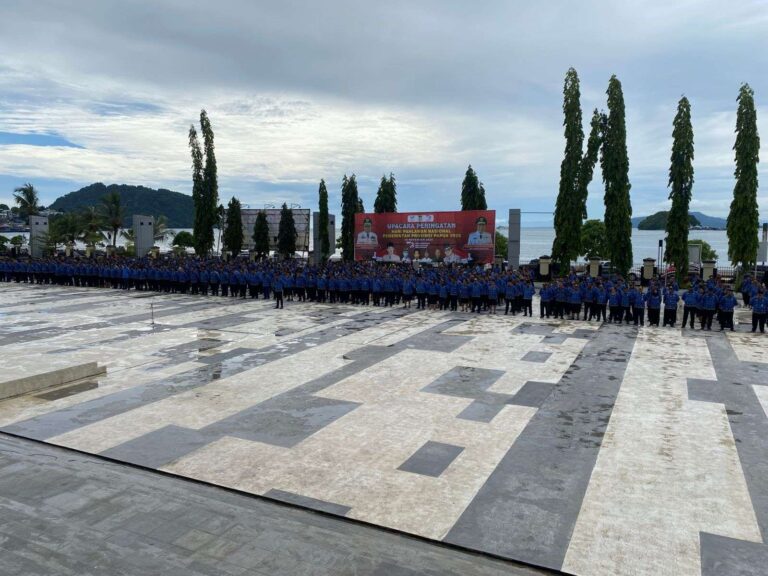 Teks Foto: Ratusan ASN Pemprov Papua mengikuti upacara peringatan Hari Pahlawan 10 November 2025. (ist)