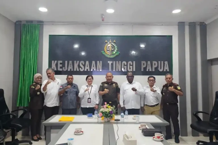 Teks Foto: BP3OKP Papua Selatan Gandeng Kejati Mengawasi Aliran Dana Otsus. (ist)