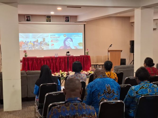 Teks Foto: Jajaran Pemprov Papua Tengah. (ist)