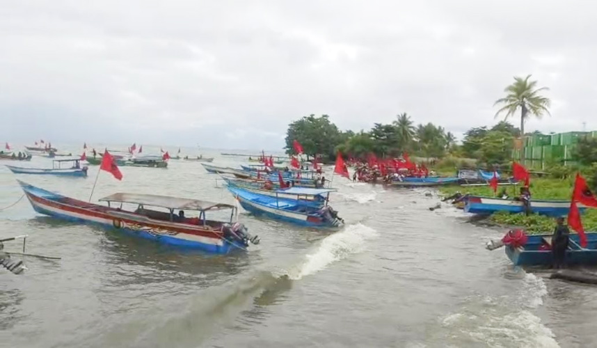 Teks Foto: Para kader PDIP peserta konferda dari wilayah Papua Barat dan Papua Barat Daya saat tiba di Nabire. (ist)