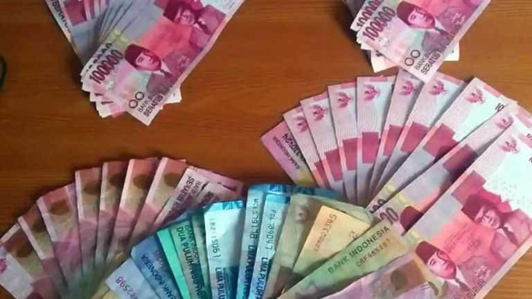 Teks Foto: Ilustrasi Uang. (ist)