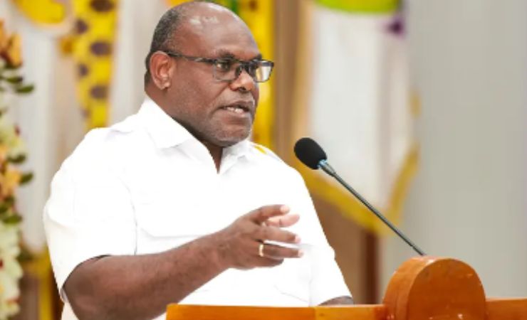 Teks Foto: Gubernur Papua Tengah, Meki Frits Nawipa. (ist)