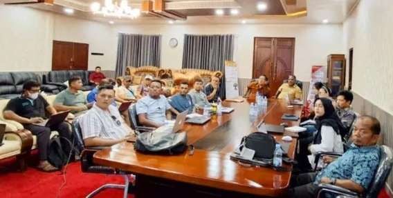 Teks Foto: Penjabat (Pj) Sekretaris Daerah Provinsi Papua Tengah Serta Dihadiri Tim Perencanaan Dari Seluruh Organisasi Perangkat Daerah (OPD) di Lingkungan Pemerintah Provinsi. (ist)