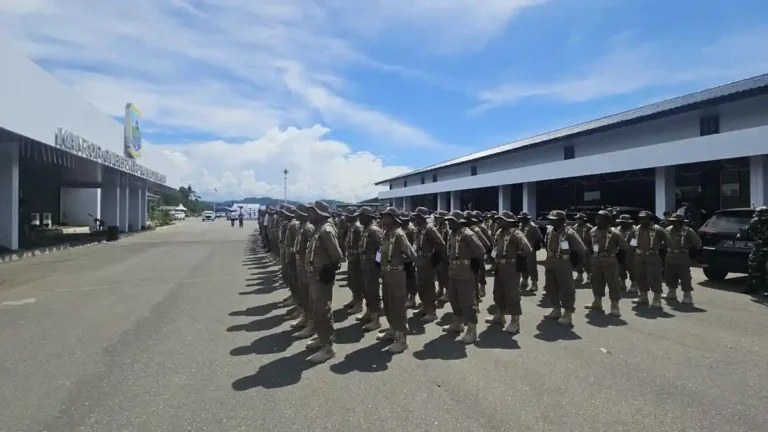 Teks Foto: Apel pengecekan yang dilaksanakan Dinas Pemadam Kebakaran, Penanggulangan Bencana, dan Satuan Polisi Pamong Praja Provinsi Papua Tengah. (ist)