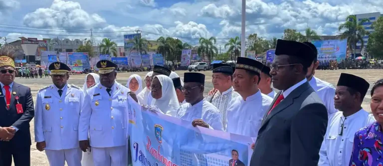 Teks Foto: Gubenur dan Para Tokoh Agama di Papua Barat Daya. (ist)