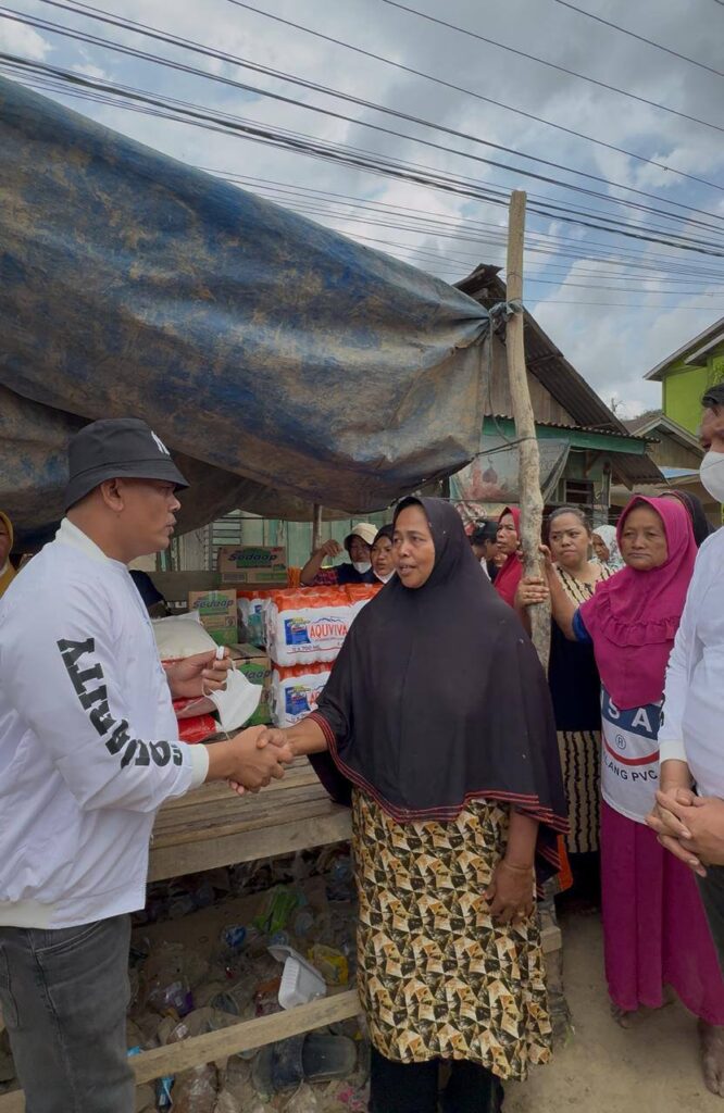Tim Solidarity Squad Aceh Salurkan Bantuan Bencana Alam. (ist)