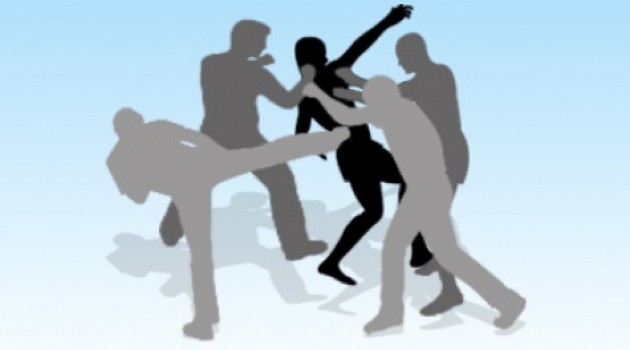 Teks Foto: Ilustrasi pengeroyokan. (ist)