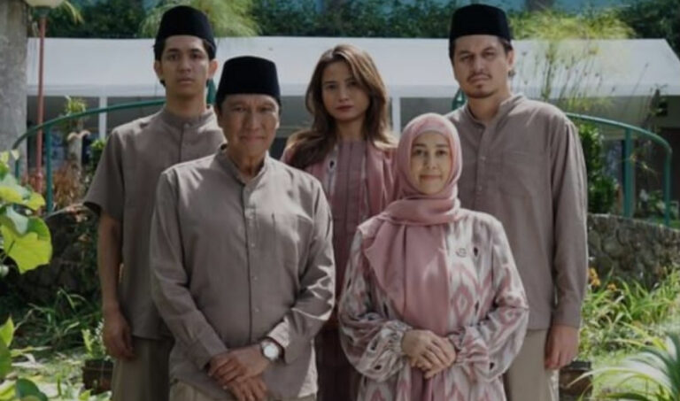 Teks Foto: Para pemain film 'Titip Bunda di Surga-Mu'. (ist)