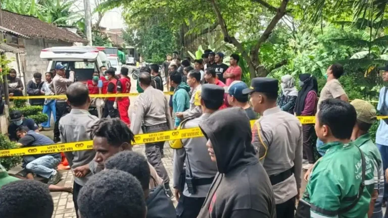 Teks Foto: Situasi di lokasi penusukan mahasiswa asal Paniai, Papua Tengah di Sidorejo, Ngestiharjo, Kasihan, Bantul, Daerah Istimewa Yogyakarta. (ist)