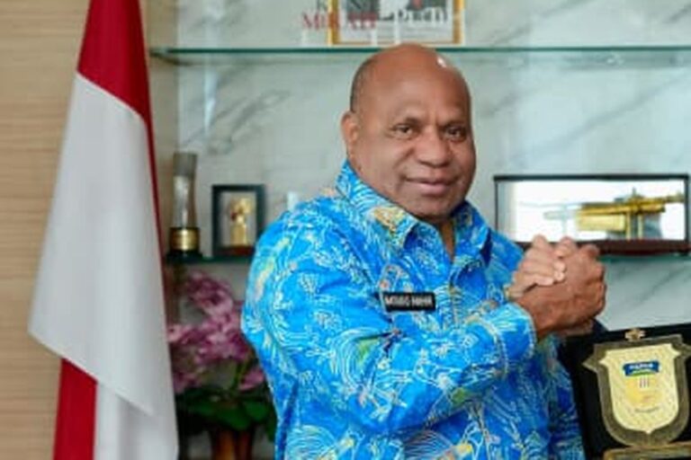 Teks Foto: Gubernur Papua, Mathius D Fakhiri. (ist)