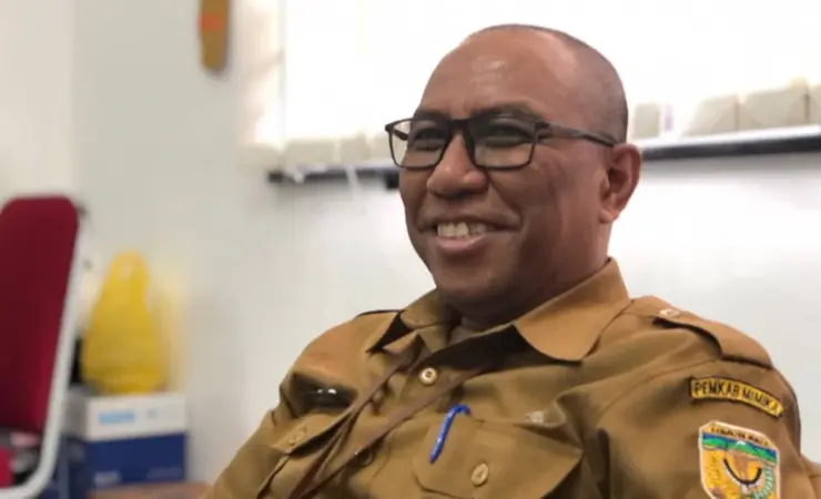 Teks Foto: Kadis PUPR Mimika Inosensius Yoga Pribadi. (ist)