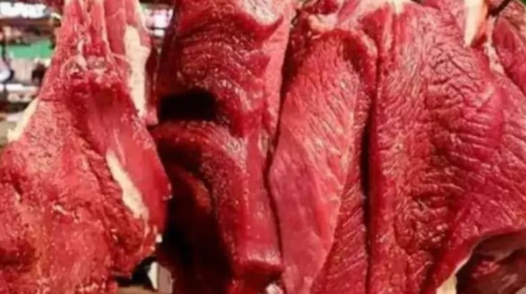 Teks Foto: Harga Daging Sapi di Pasar Wamanggu Merauke. (ist)