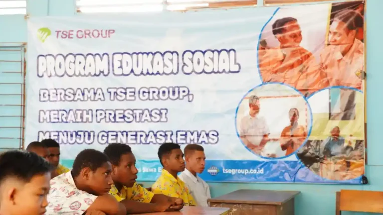 Teks Foto: TSE Sosialisasi Bahaya Narkoba di SMP Boven Digoel. (ist)