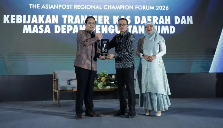 Teks Foto: Ketua Asbanda, Agus H. Widodo dan lainnya. (ist)