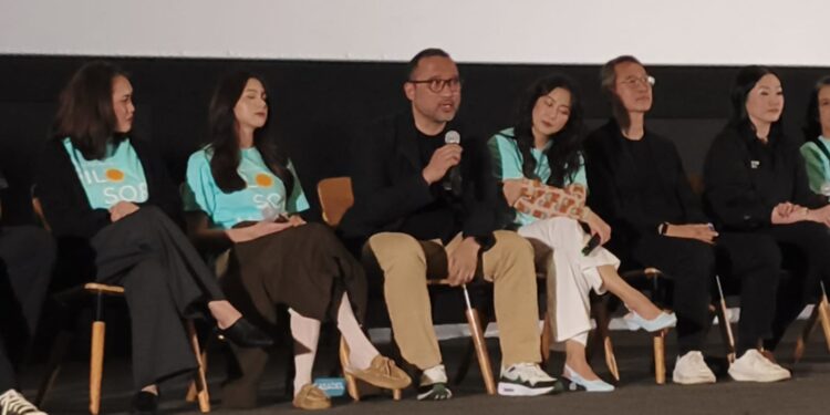 Teks Foto : Para Pemain Film 'Filosofi Teras'. (ist)