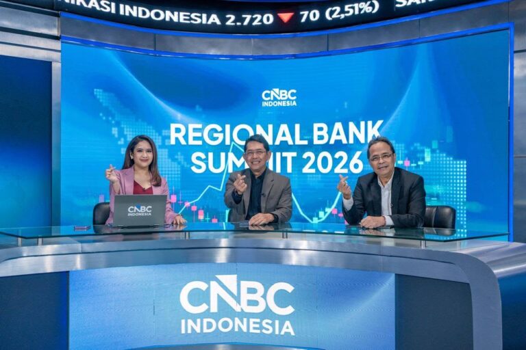 Teks Foto: Ketum Asbanda sekaligus Dirut Bank Jakarta dan lainnya. (ist)