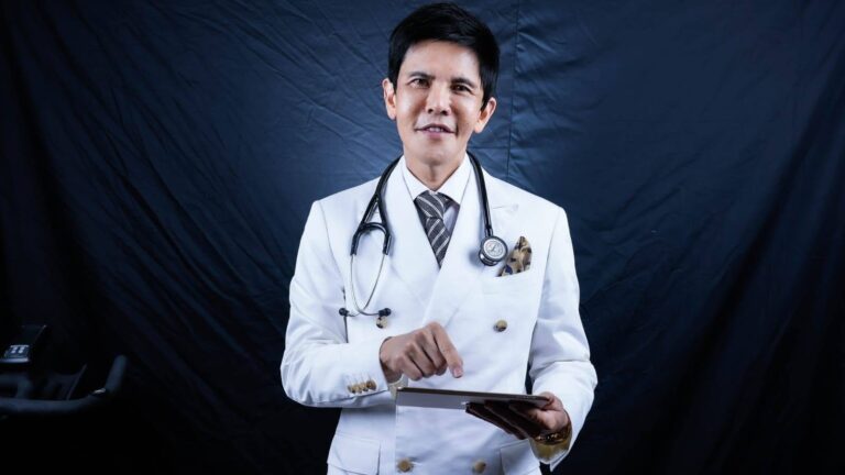 Teks Foto: Prof. Dr. dr. Dasaad Mulijono, SpJP(K). (ist)