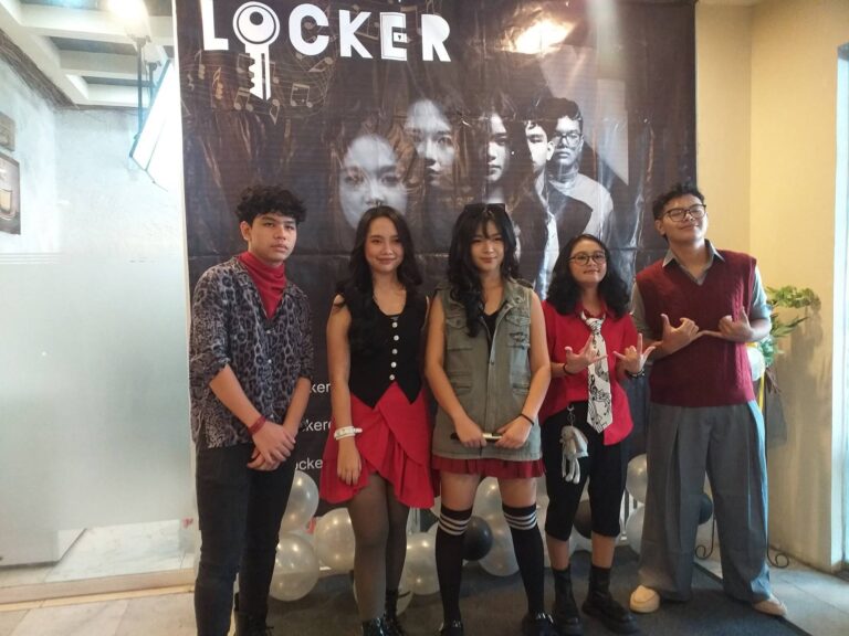 Teks Foto: Band 'Locker'. (mia)