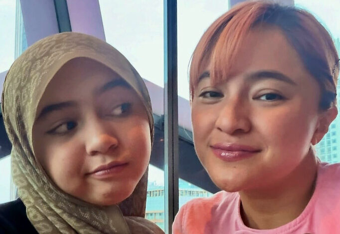 Teks Foto: Sienna Kasyafani dan Marshanda. (ist)