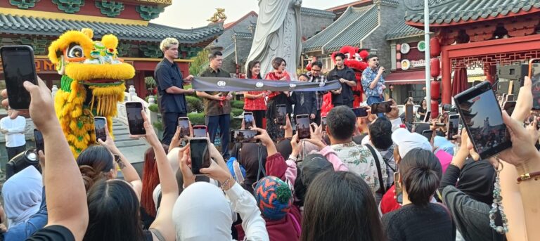 Teks Foto: A Mother Of Baiq, CEO BAIQMARKET dan lainnya. (mia)