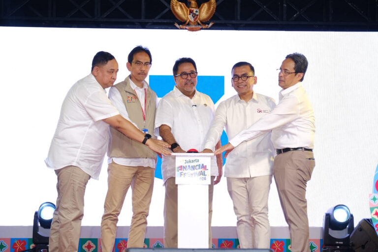 Teks Foto : Wakil Gubernur DKI Jakarta, Rano Karno dan lainnya. (ist)